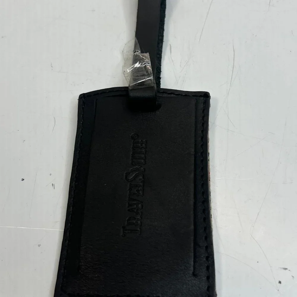 TravelSmith Leather Plaid Luggage Tag Black Leather Strap ID Holder Travel - Picture 4 of 4